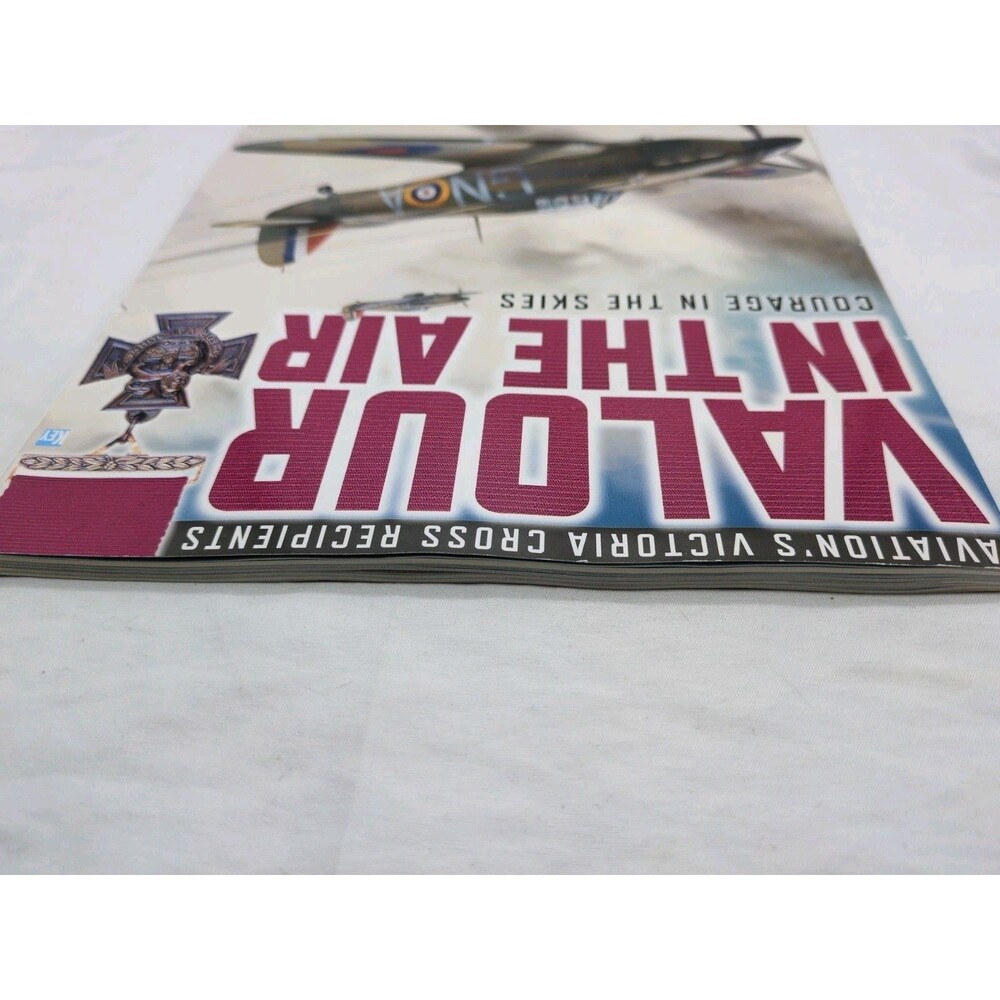 Valour In The Air Courage In The Skies Magazine - Picture 7 of 7